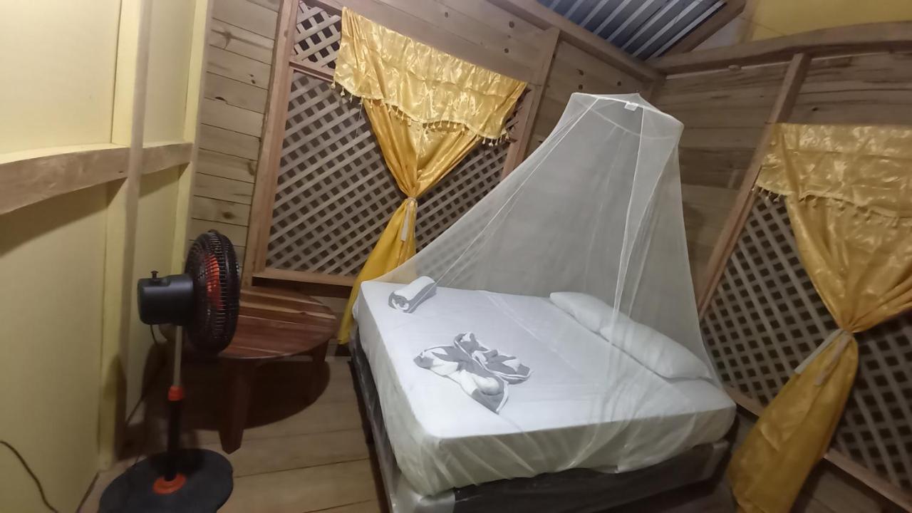 מלון ליווינגסטון Casa Manati מראה חיצוני תמונה